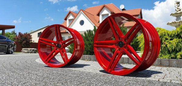 Forzza Bosan 9,0x20 5x120 ET30 Candy Red Lim Edition